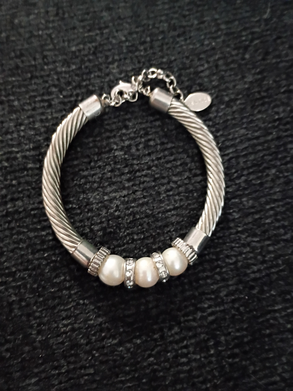 Mestige Silver-Tone Cable Bracelet with Pearl and  Swarovski Crystal Beads